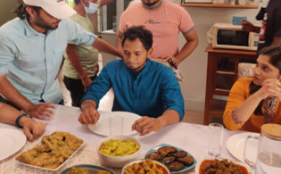 হজ্বে যাওয়ার পূর্বে বিজ্ঞাপনের শুটিং নিয়ে ব্যস্ত মুশফিক