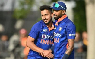 আনকোরা উমরানকে যে কারণে শেষ ওভারে বল দিয়েছিলেন হার্দিক জানালেন নিজেই