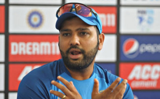 বুমরাহ কিংবা হার্দিক নয়, নতুন যে ক্রিকেটারকে বিশ্বকাপ দলে চান রোহিত