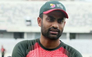 তামিমের টি-২০ খেলা নিয়ে নতুন মোড়,চূড়ান্ত সিদ্ধান্তের অপেক্ষায় বিসিবি