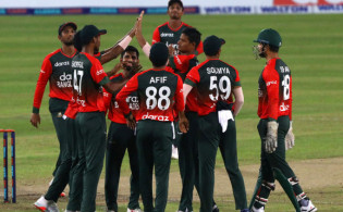 হতাশ ভক্তরা, টি-টোয়েন্টিতে বাংলাদেশ ভালো দল গুলো থেকে এখনো অনকটাই পিছিয়ে..
