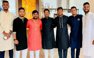 গায়ানার যে খানে ঈদের নামাজ পড়েছে টাইগাররা
