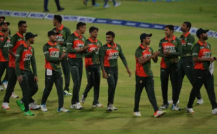 চরম দুঃসংবাদঃ আইসিসির নিয়ম ভাঙ্গার দায়ে নিষিদ্ধ হলেন বাংলাদেশী তারকা ক্রিকেটার