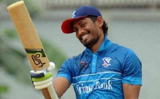 শেষ ম্যাচে যে কারনে একাদশে নাও জায়গা হতে পারে বিজয়ের