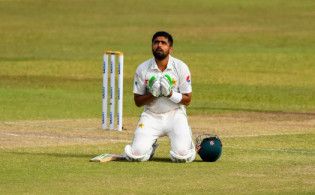 দ্বিতীয় দিন শেষে দেখেনিন পাকিস্তান-শ্রীলঙ্কা টেস্ট ম্যাচের সর্বশেষ ফলাফল