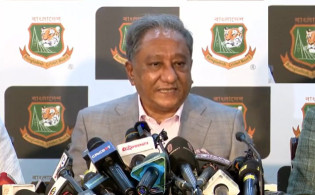 হঠাৎ-ই রাত তিনটার দিকে পাপনকে প্রধানমন্ত্রীর ফোন, চিন্তায় ঘুমাতে পারেননি তিনি