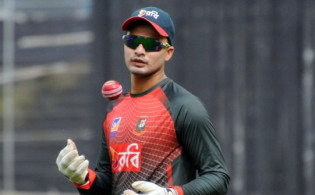 প্রথমবারের মতো টি-২০ তে অধিনায়কত্ব পেয়েই অদ্ভুত এক মন্তব্য করে বসলেন সোহান