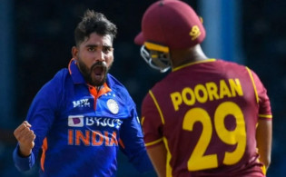 টানটান উত্তেজনায় শেষ হল উইন্ডিজ-ভারতের প্রথম ওয়ানডে ম্যাচে, জেনে নিন ফলাফল