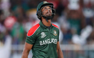 অনিশ্চয়তার নতুন অধ্যায়ে রিয়াদ, ভারতকে পাত্তা না দিয়ে নিজেদের মতো এগোতে চায় বিসিবি