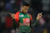 চার-ছক্কা খাওয়ার পরের বলেই উইকেট তুলে নেন বিশ্বসেরা অলরাউন্ডার, দেখে নিন পরিসংখ্যান