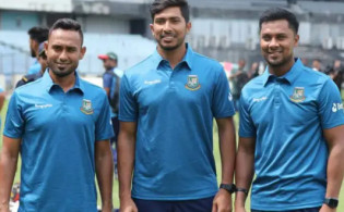 ২ টেস্ট ও ৩ ওয়ানডে খেলতে অবশেষে ঢাকা ছাড়ছে মিঠুন-সাব্বির-সৌম্যরা
