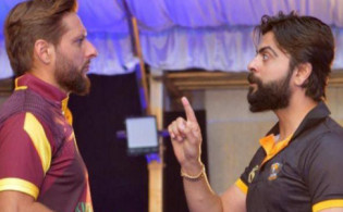 টিভি অনুষ্ঠানে আফ্রিদি-শেহজাদের তুমুল ঝগড়া, মুহূর্তেই ভিডিও ভাইরাল