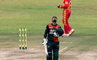 ক্রিকেটের নিয়ম অনুযায়ী আউট না হয়েও মাঠ ছাড়তে হয়েছে লিটনকে