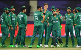 পাকিস্তানি ক্রিকেটারদের কঠিন নিষেধাজ্ঞা দিল পিসিবি