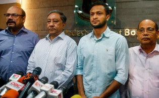 ব্রেকিং নিউজঃ আবারও জুয়াড়িদের খপ্পরে পড়তে চলেছে সাকিব, যা বললেন বিসিবি