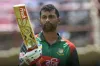 ওয়ানডেতে নতুন এক বিশ্ব রেকর্ড গড়ে আউট হলেন তামিম, দেখুন সর্বশেষ স্কোর