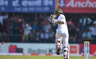 শেষ হলো বাংলাদেশের প্রথম ইনিংসের খেলা, দেখে নিন সর্বশেষ ফলাফল