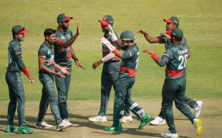 ১০০, ২০০, ৩০০ ও ৪০০: বিশ্বরেকর্ড গড়লো তামিম বাহিনী