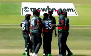 শুরুতেই জোড়া উইকেট হারালো জিম্বাবুয়ে, দেখুন সর্বশেষ স্কোর