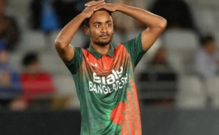 ইনজুরির নয়, অন্য কোন কারনে দল থেকে বাদ পড়লেন শরিফুল