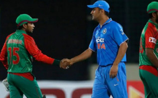 ধোনির সেই রেকর্ড ভাঙ্গার অপেক্ষায় মুশফিক