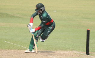 প্রস্তুতি ম্যাচেও ব্যর্থ টাইগার ব্যাটাররা