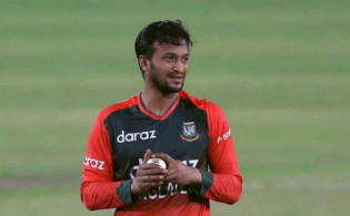 এশিয়া কাপে সাকিবের সামনে অপেক্ষা করছে নতুন এক বিশ্ব রেকর্ড