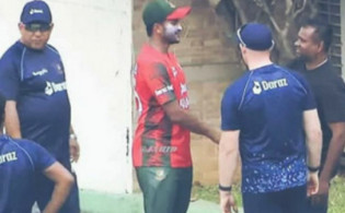 টাইগারদের প্রথম সেশন শেষে যা বললেন নতুন দায়িত্ব পাওয়া শ্রীরাম