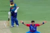 ব্যাটিং বিপর্যয়য়ে শ্রীলঙ্কা, দেখুন সর্বশেষ স্কোর