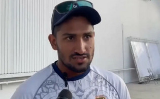 যে কারনে সুযোগ পেয়েও হাত ছাড়া করলেন ফাস্ট বোলার খালেদ আহমেদ