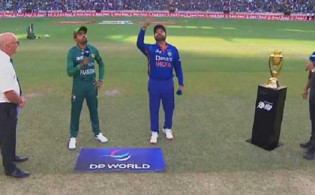 এই মাত্র শেষ হল ভারত-পাকিস্তান ম্যাচের টস, জেনে নিন ফলাফল