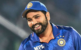 ম্যাচ হেরেও পাকিস্তানকে প্রশংশ করে যা বললেন রোহিত শর্মা