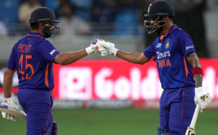 পাকিস্তানের বিপক্ষে ম্যাচ হেরেও রোহিত-রাহুলের নতুন বিশ্বরেকর্ড