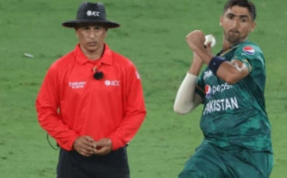 এশিয়া কাপের ফাইনালে এক বাংলাদেশী