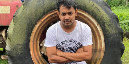 আগুনে পুড়ে গেছে আবু হেনা রনির শ্বাসনালি ও এক কান, জেনে নিন তার সর্বশেষ অবস্থা