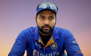 ম্যাচ হেরে সরাসরি যাকে দায়ী করলেন অধিনায়ক রোহিত শার্মা