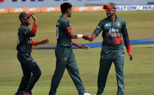 এবারের আসরে টি-টেন লিগে চার বাংলাদেশী