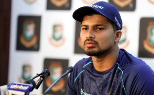 মাঠে নামার আগে আমিরাতকে নিয়ে যা বললেন বাংলাদেশের অধিনায়ক সোহান