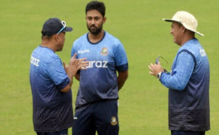 অবিশ্বাস্য কারনে বিসিবি থেকে চাকরি হারালেন নাফীস ইকবাল