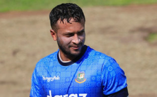 নতুন দুঃসংবাদঃ অনিশ্চিত অধিনায়ক সাকিব