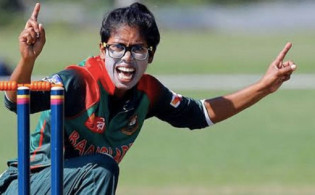অবশেষে উইকেট পেল বাংলাদেশ, দেখুন সর্বশেষ স্কোর