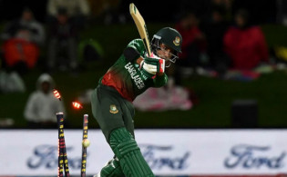 যেখানে ব্যর্থ বাংলাদেশ ক্রিকেট