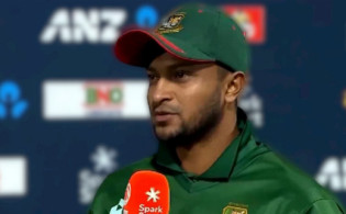 নিউজিল্যান্ডের বিপক্ষে ম্যাচ হেরে সরাসরি যাকে দায়ী করলেন সাকিব আল হাসান
