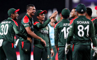 বিশ্বকাপে ভাগ্য খুলতে পারে স্কোয়াডের বাহিরে থাকা দুই ক্রিকেটারের