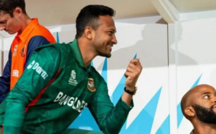 আইসিসির ইতিহাসের অধিনায়ক পাড়ায় দিনে রসিকতায় মাতলেন সাকিব