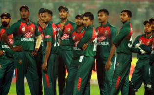 বাংলাদেশ ব্যাটারদের যত রানের টার্গেট দিল সিডন্স
