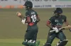 ৫ ওভার শেষে দেখুন সর্বশেষ স্কোর