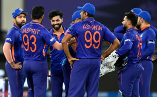 টি-২০ বিশ্বকাপে ভারতকে নিয়ে অবিশ্বাস্য এক ভবিষ্যৎবাণী করলেন সাবেক গুরু