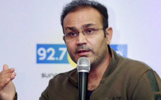 বিশ্বকাপ শেষ না হতেই সেরা ব্যাটারের নাম জানিয়ে দিলেন শেবাগ