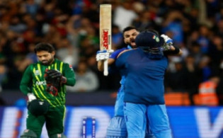 সেই নাটকীয় ওভারের মুল কাহিনি
